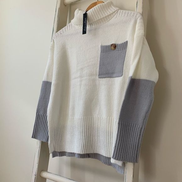 NWT - ALISON ANDREWS || Two Tone Asymmetrical Pocket Sweater - Picture 2 of 5